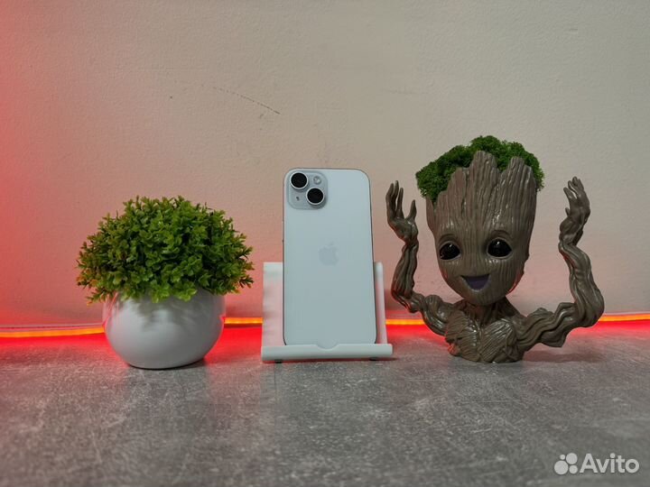 iPhone 15, 256 ГБ
