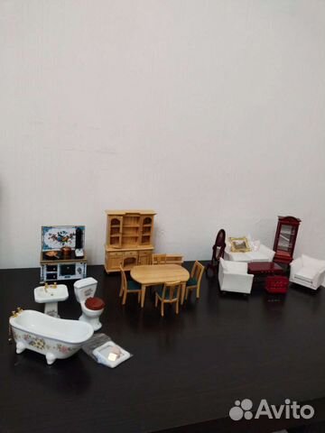 Мебель для кукольного домика деревянная
