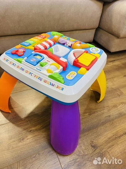 Развивающий столик fisher price
