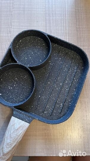 Сковорода новая с антипригарным покрытием