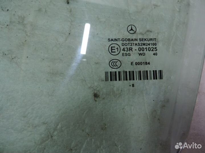 Стекло двери переднее левое Mercedes-Benz E-Class
