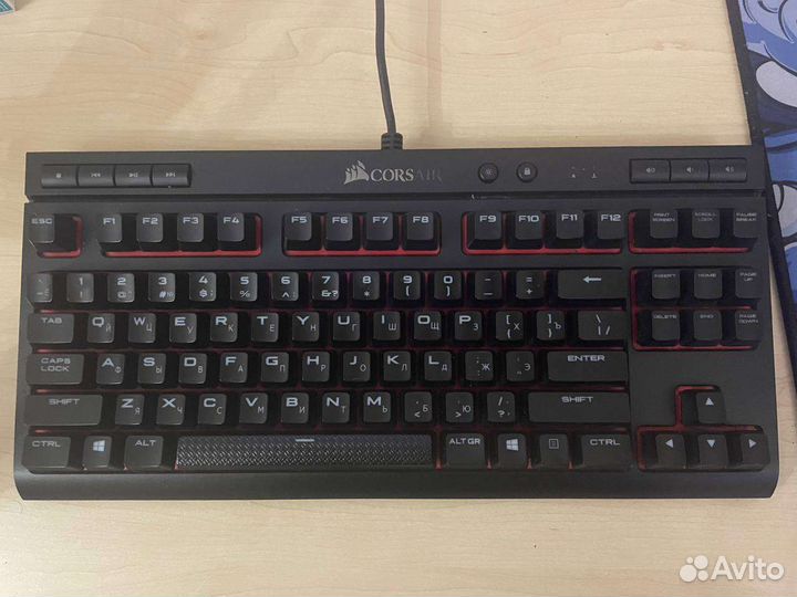 Игровая механическая клавиатура