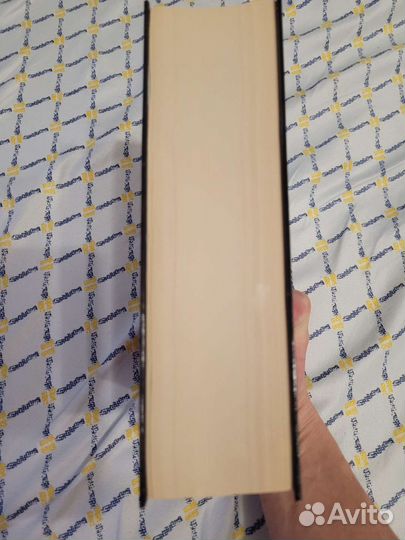 Продаю книгу оно