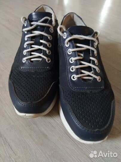 Кроссовки-полуботинки женские