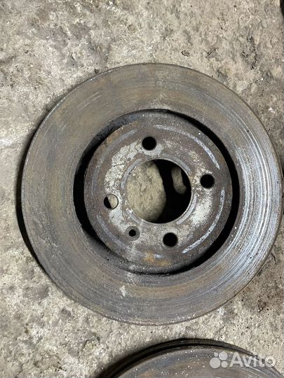 Диски тормозные вент. 280 мм VW Passat B3