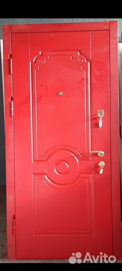 Дверь стальная с порошковым покрытием
