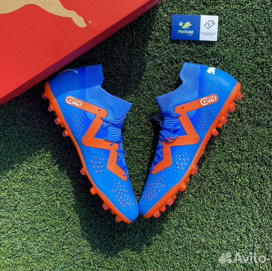 Футбольные бутсы Puma