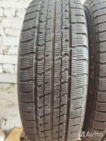 Goodyear UltraGrip Ice Navi Zea 225/60 R17 99Q