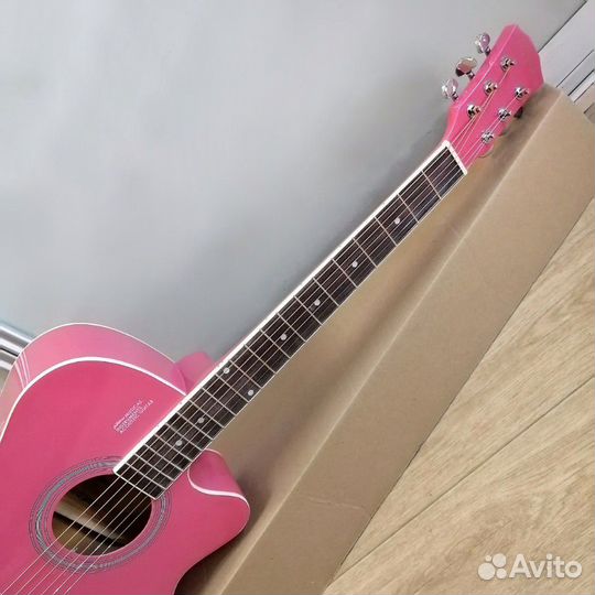 Гитара новая акустическая розовая