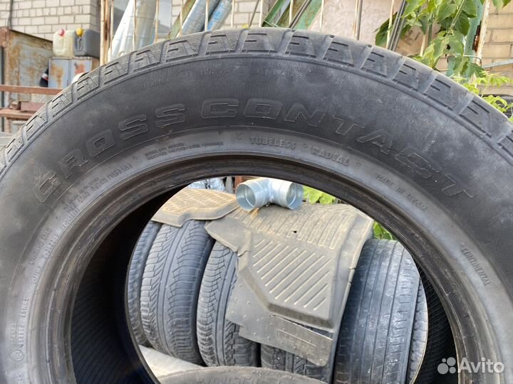 Continental ContiCrossContact LX 215/65 R16