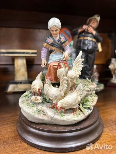 Сюжетная статуэтка «На птичьем дворе»