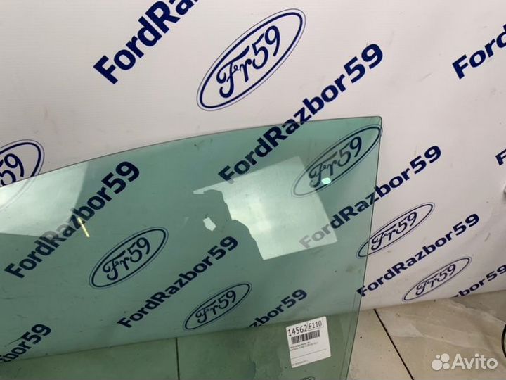 Стекло двери переднее левое Ford Focus 3 CB8 1.6