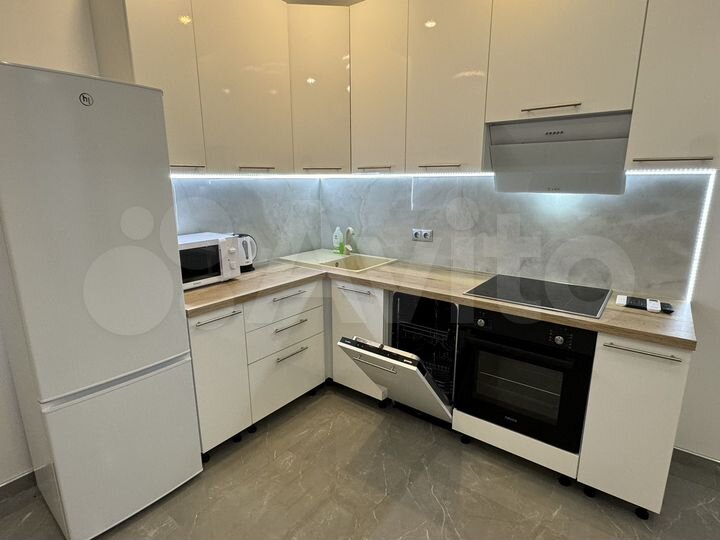 2-к. квартира, 50 м², 5/18 эт.