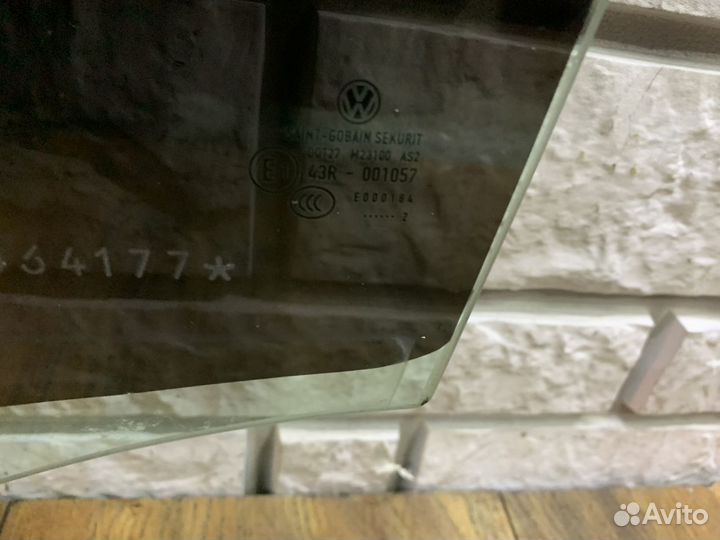 Volkswagen Golf Plus Стекло двери задней