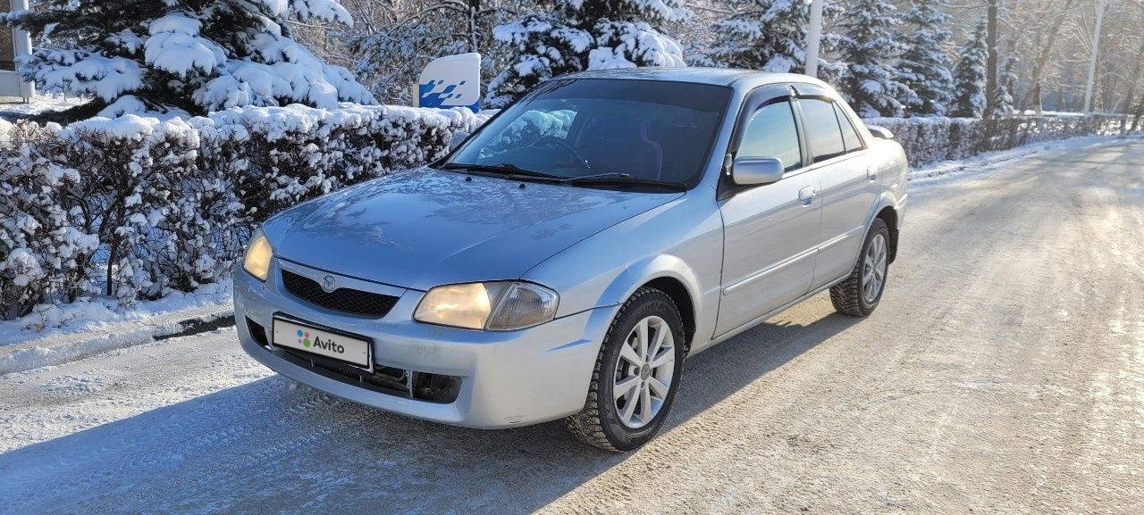 Mazda Familia: фото владельца