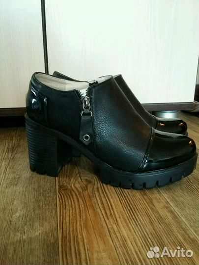 Ботинки осенние