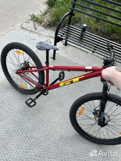 Gt La bomba 2022