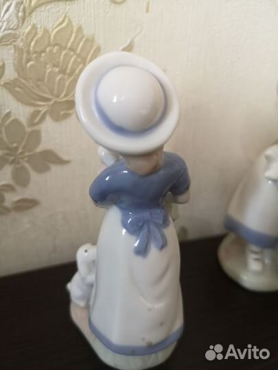 Статуэтка фарфор