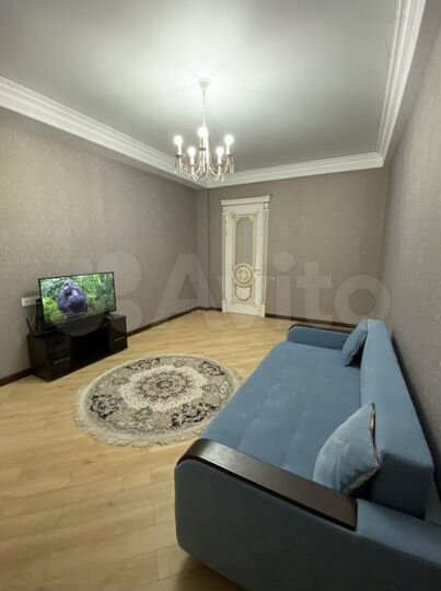 2-к. квартира, 80 м², 4/10 эт.