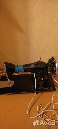 Швейная машинка подольская ножная