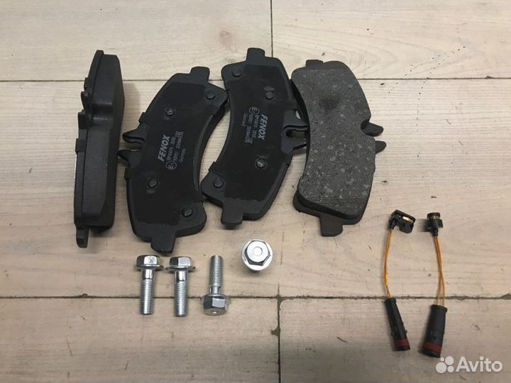 Тормозные колодки заднее Mercedes Sprinter W906