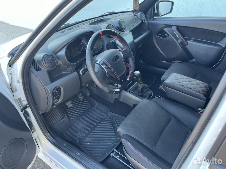 LADA Granta 1.6 МТ, 2016, 123 385 км