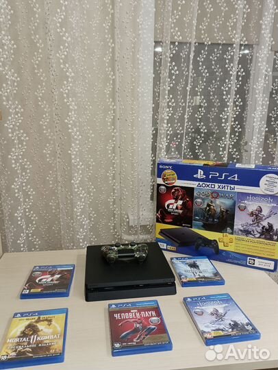 Sony playstation 4 PS4 slim 1tb