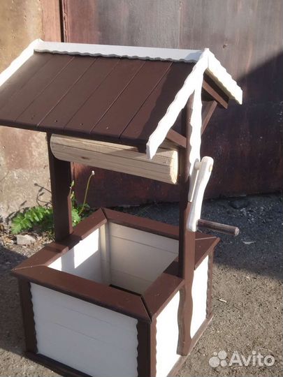 Колодец декоративный