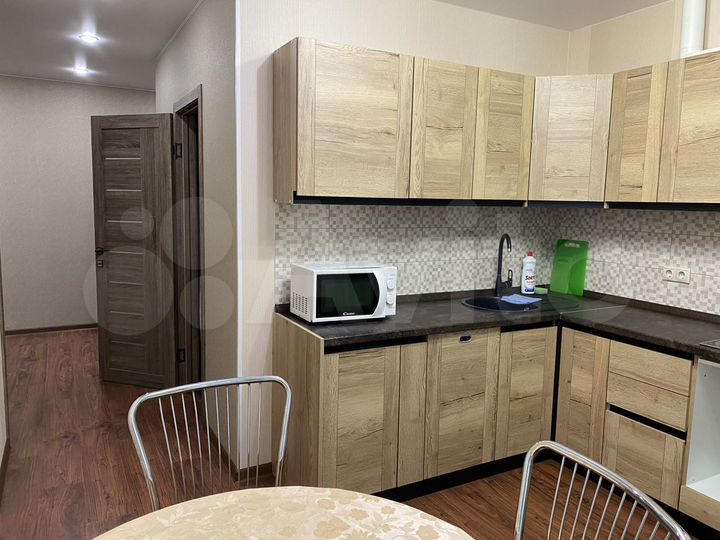 2-к. квартира, 62 м², 1/12 эт.