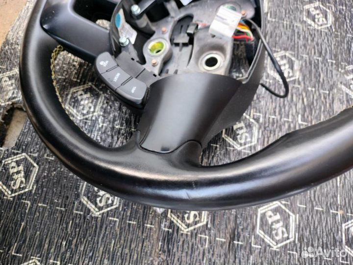 Рулевое колесо Kia Soul хэтчбек 1.6 G4FG 2014