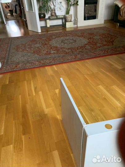 Шкаф для пожарного шланга