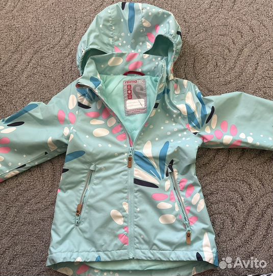 Куртка на девочку