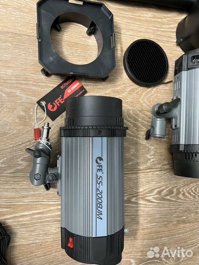 Комплект импульсного студийного света для фото