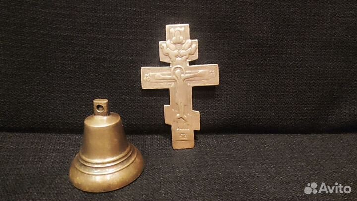 Крест металлопластика. Колокольчик. Латунь Бронза