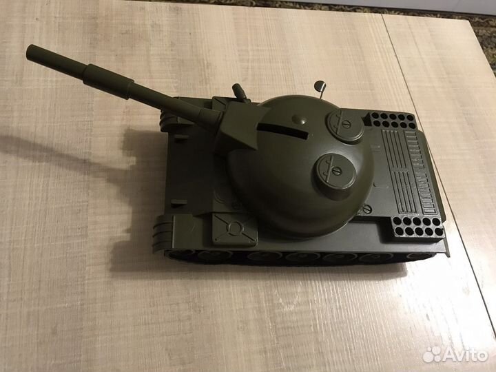 Танк и пушка СССР