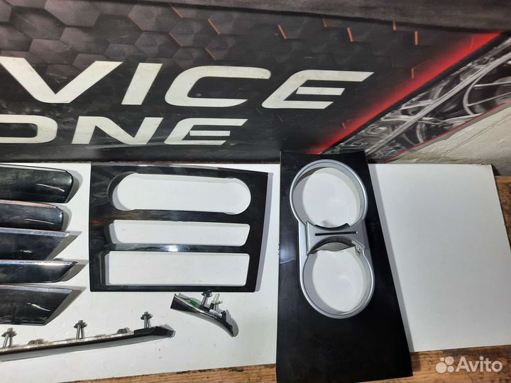 Элементы декора (тёмное дерево Mercedes-Benz W164