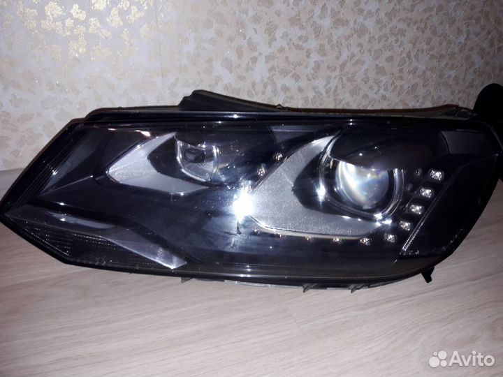 Фара volkswagen Touareg 2 (2010-2014)