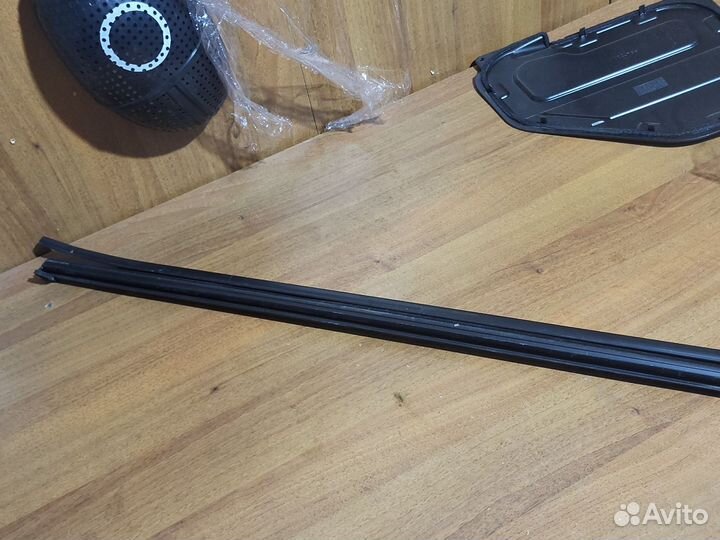 Mitsubishi outlander3-бархотка передняя.правая