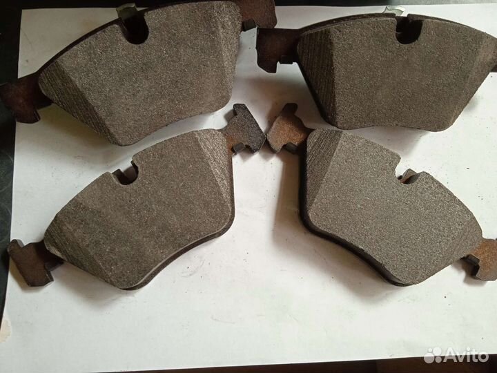 Колодки тормозные передние BMW.0986494118 bosch