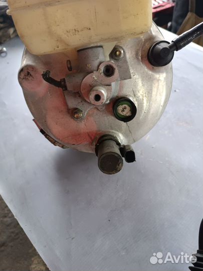 Главный тормозной цилиндр Mercedes-Benz CL 500