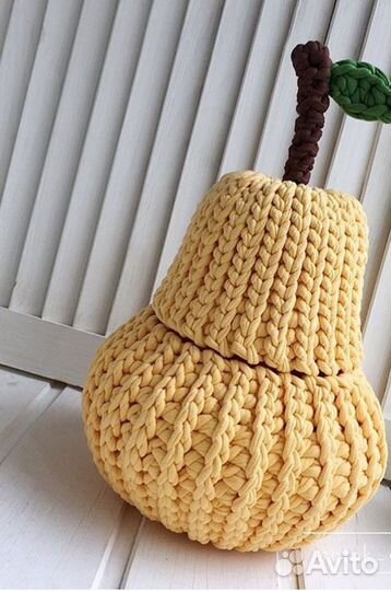 Корзина груша вязанная