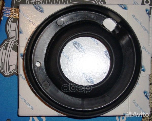 Нижняя опоpа пpужины 1355153 ford