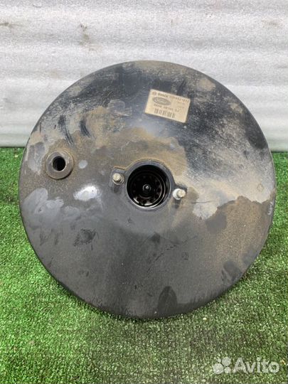 Вакуумный усилитель тормозов Ford Focus седан 1.8