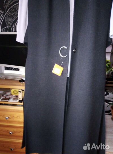 Жилет плотный трикотажные