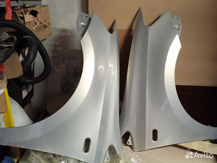 Крыло переднее левое/правое на volkswagen polo