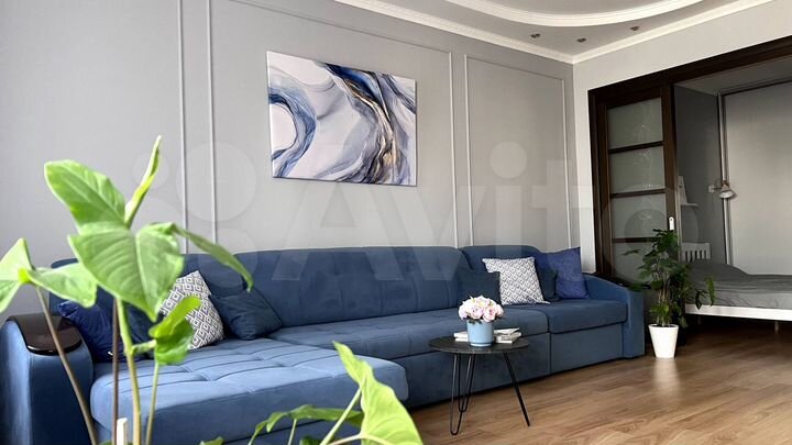 2-к. квартира, 61 м², 4/18 эт.