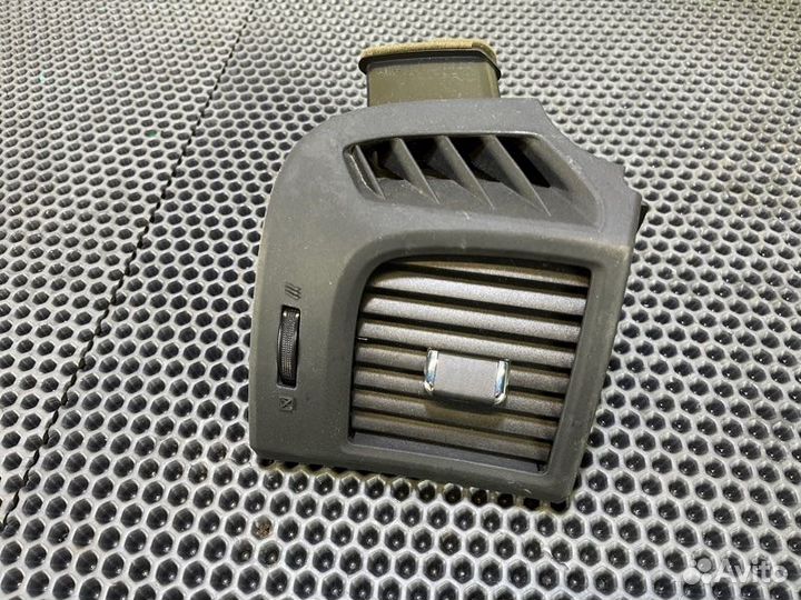 Дефлектор воздушный Toyota Venza