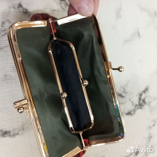 Кошелек женский новый на застежке