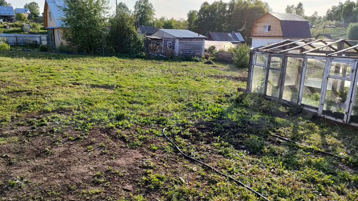 Участок 10,7 сот. (СНТ, ДНП)