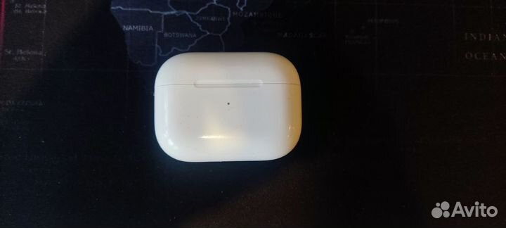 Зарядный футляр кейс для AirPods Pro оригинал